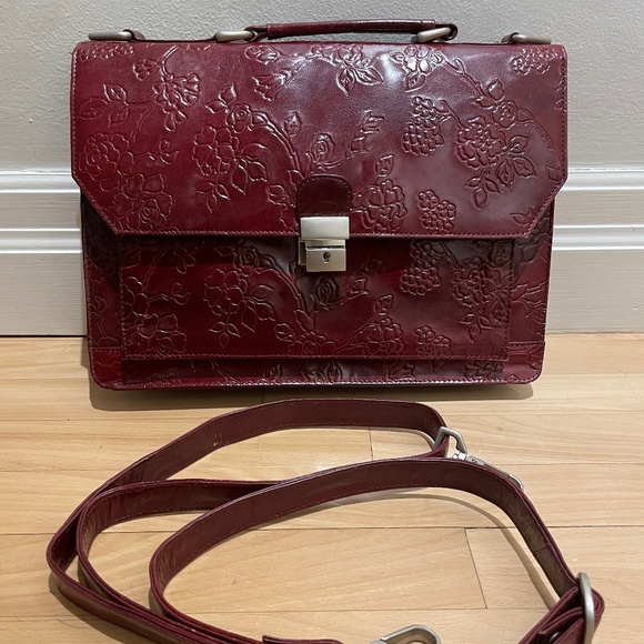 Beautiful burgundy, hand tooled leather mini briefcase - Picture 7 of 7